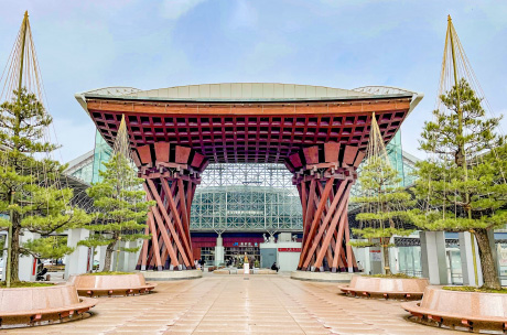 ⑦ 金沢駅