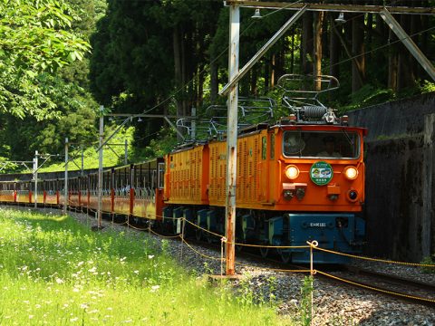 黒部峡谷鉄道　トロッコ電車