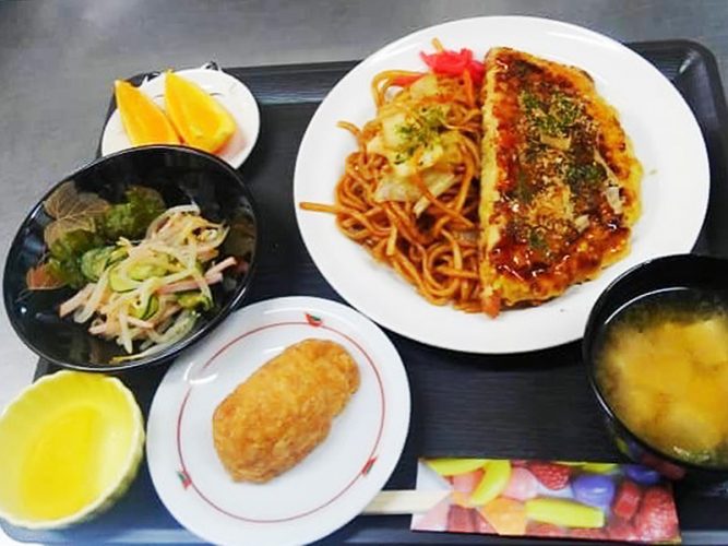 お好み焼きTONTONTON