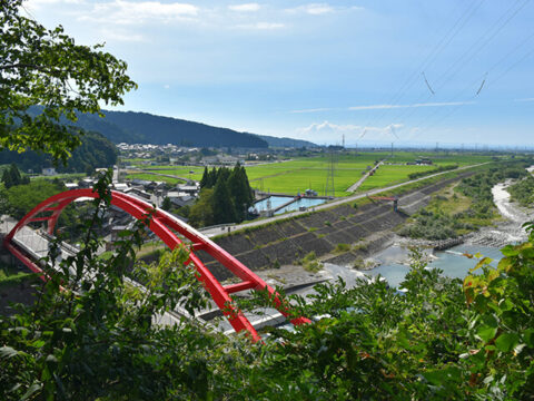 愛本橋